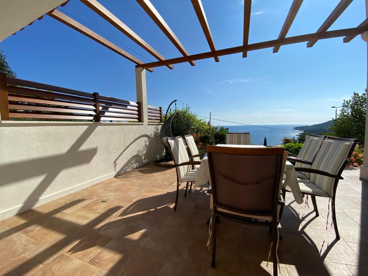Villa Pergola -Apartment Roko Mlini Exterior photo