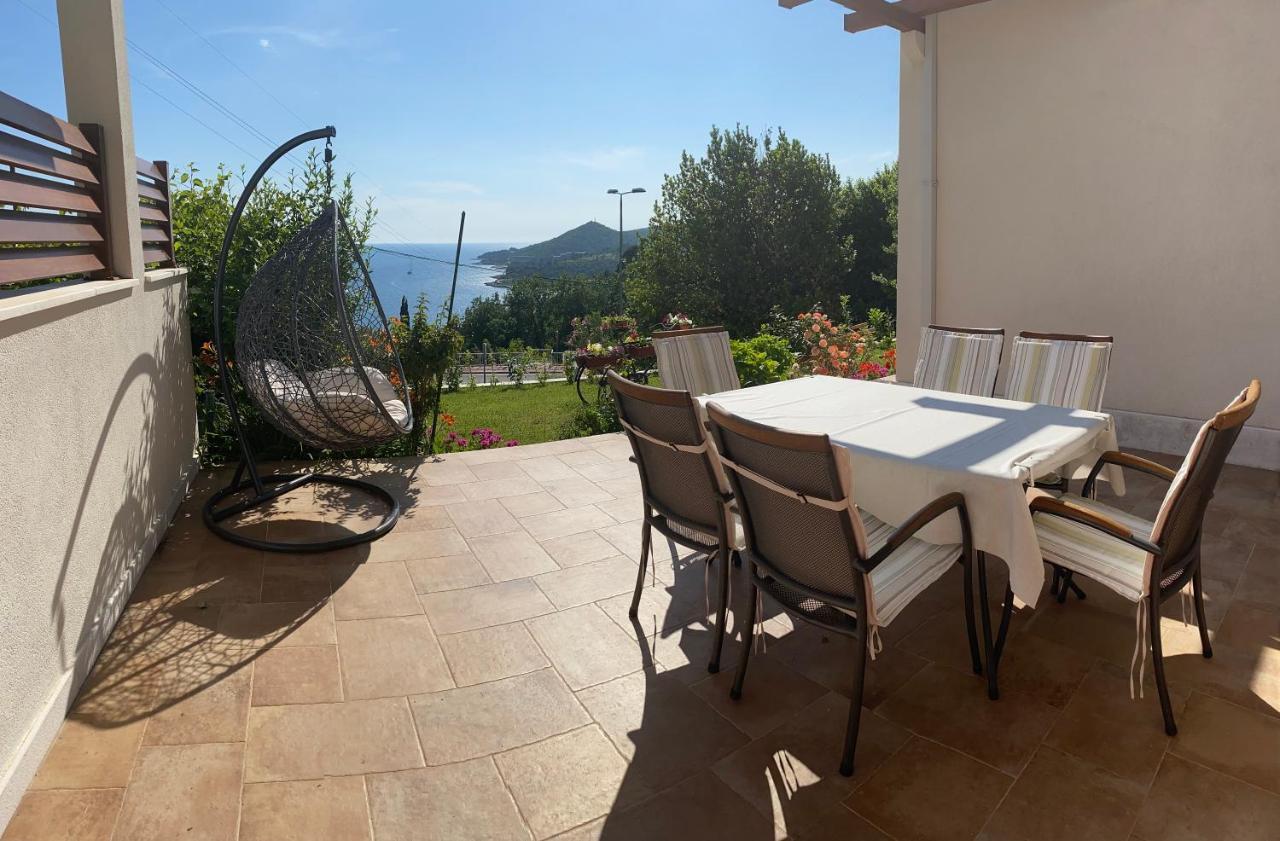 Villa Pergola -Apartment Roko Mlini Exterior photo